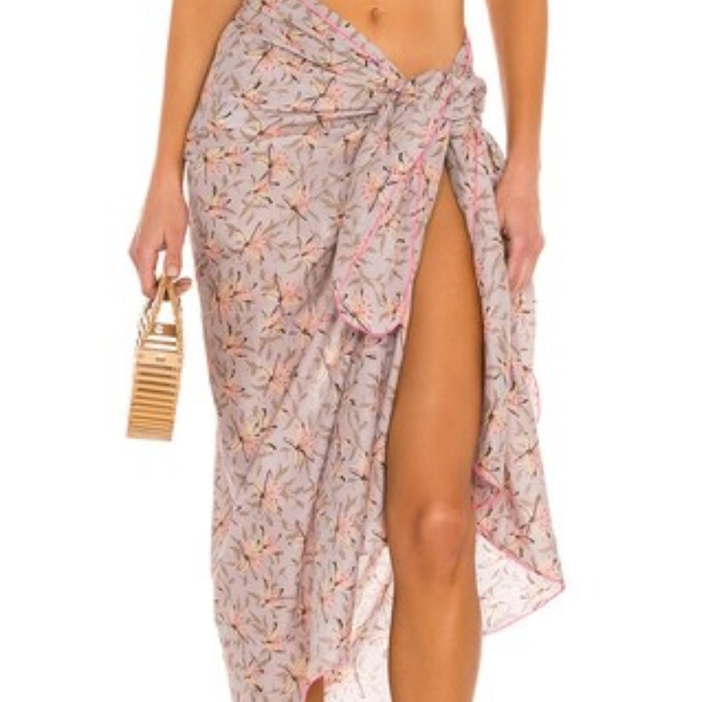 Acacia swimwear Kuau Cotton Sarong in Lily